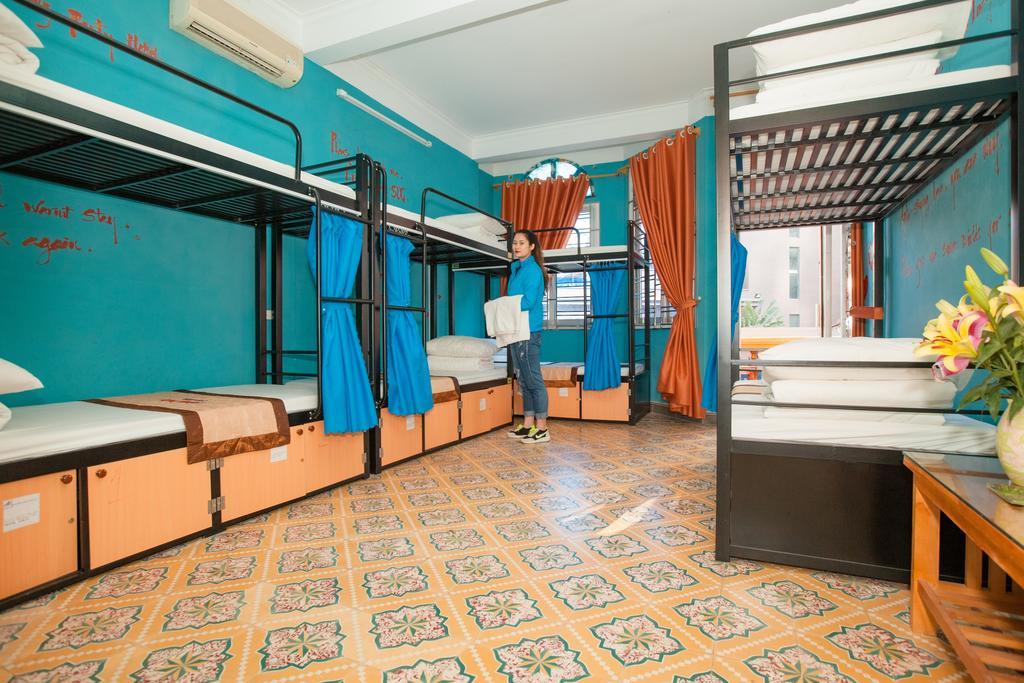 Halong Party Hostel Ха Лонг Екстериор снимка