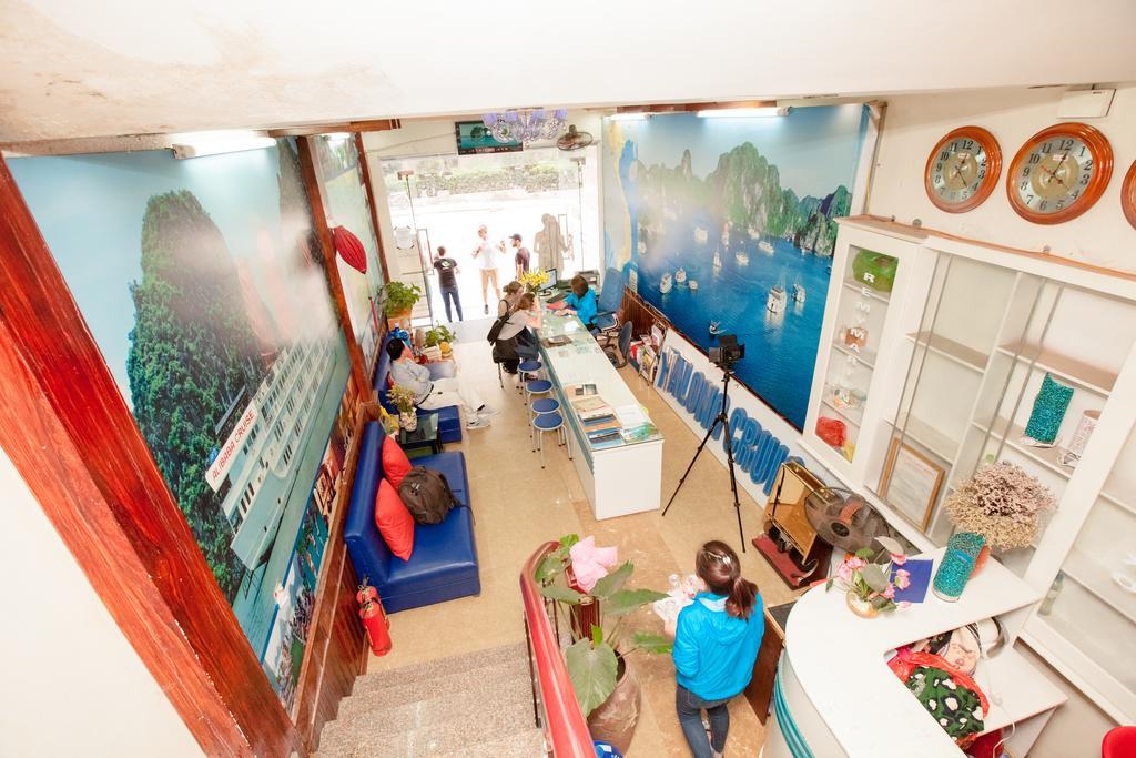Halong Party Hostel Ха Лонг Екстериор снимка