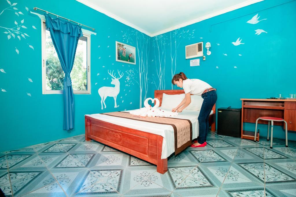 Halong Party Hostel Ха Лонг Екстериор снимка